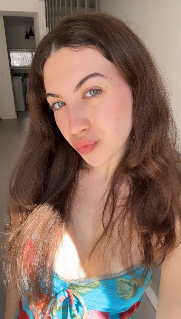 Nude girl Amber in Santo Andre