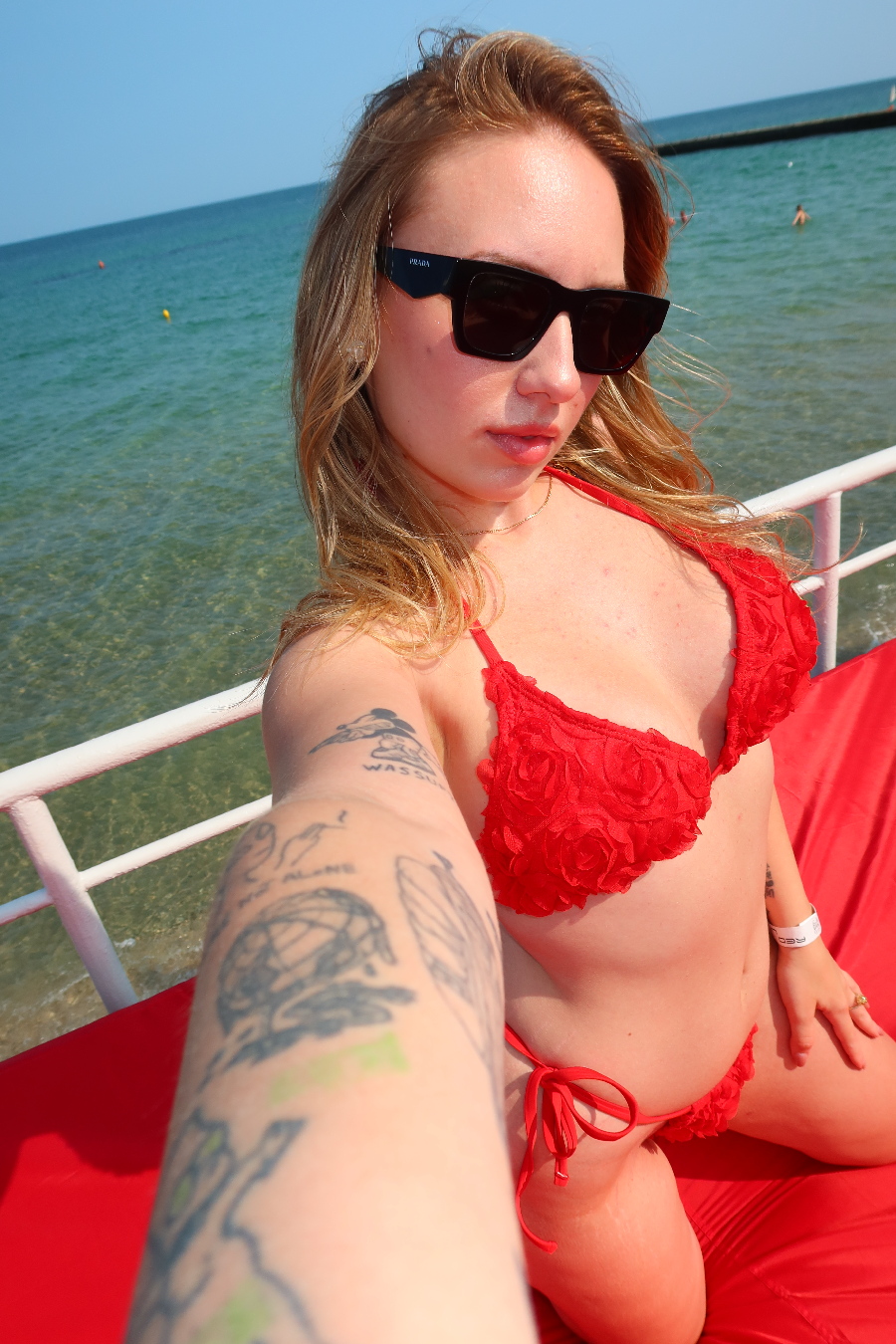 Take a pause and enjoy KateV — streaming from Santo Andre