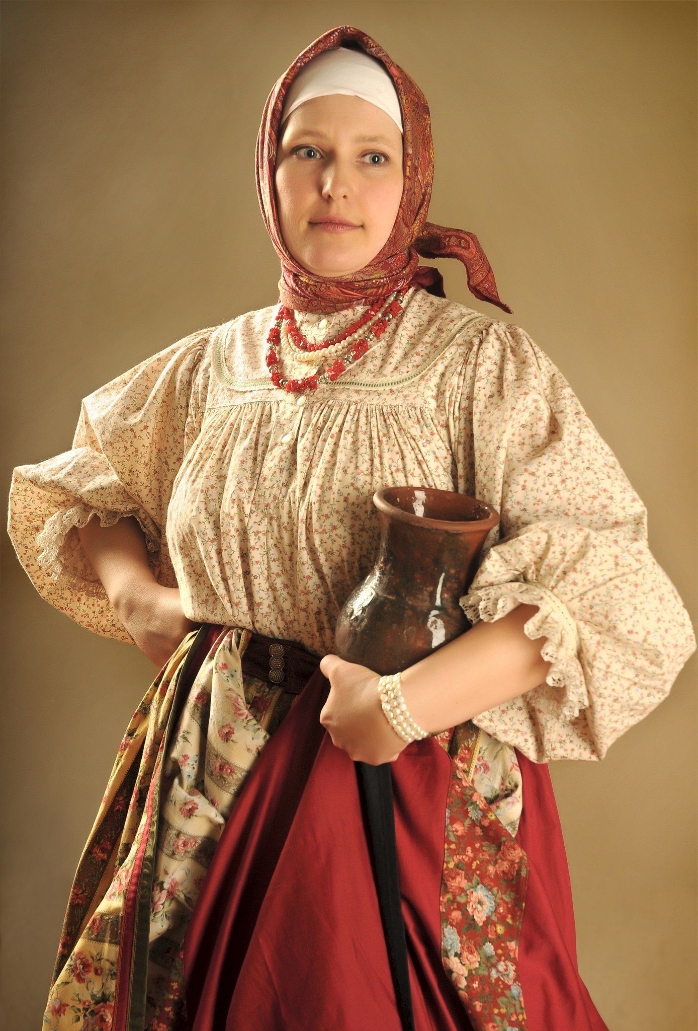 A dreamy vibe from Girls in Slavic costumes — join