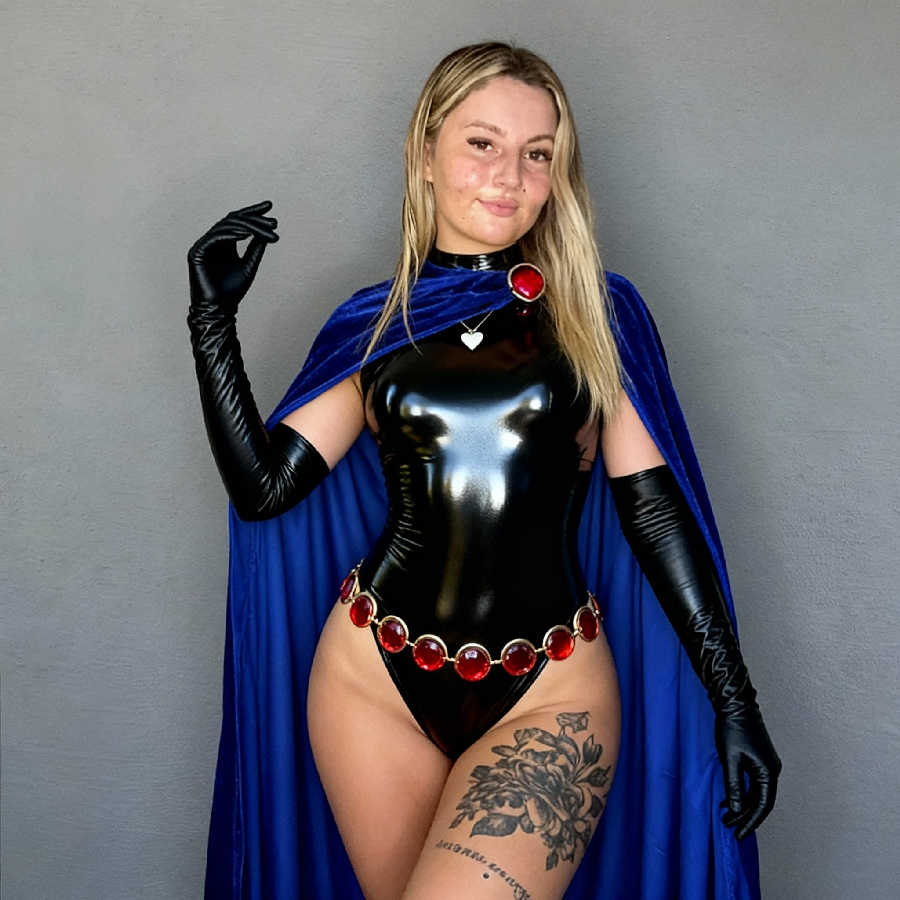 Girl Sofia Cosplay
